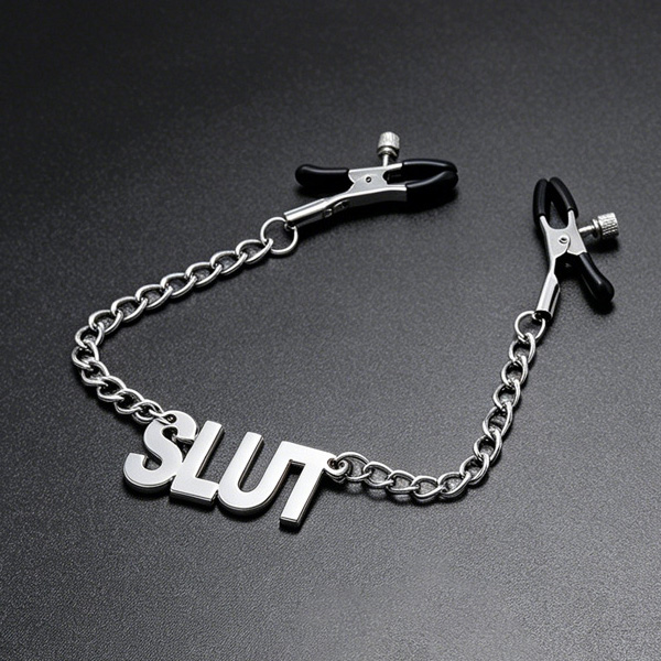 Zeds Production SLUT字母金屬牌鏈條乳夾