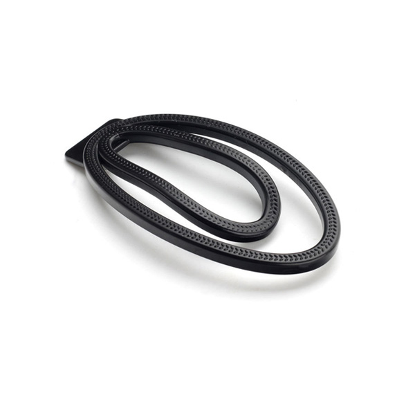 FuFu Clip in black bottom view
