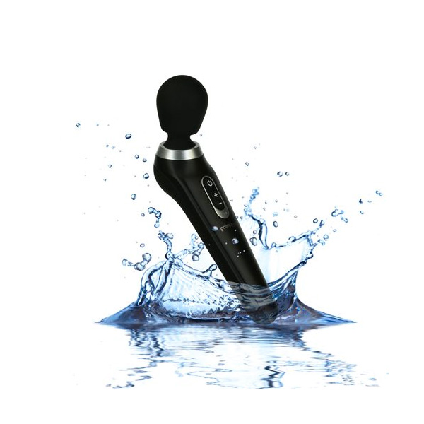 PalmPower Extreme Massage Wand with water image showing it's waterproof